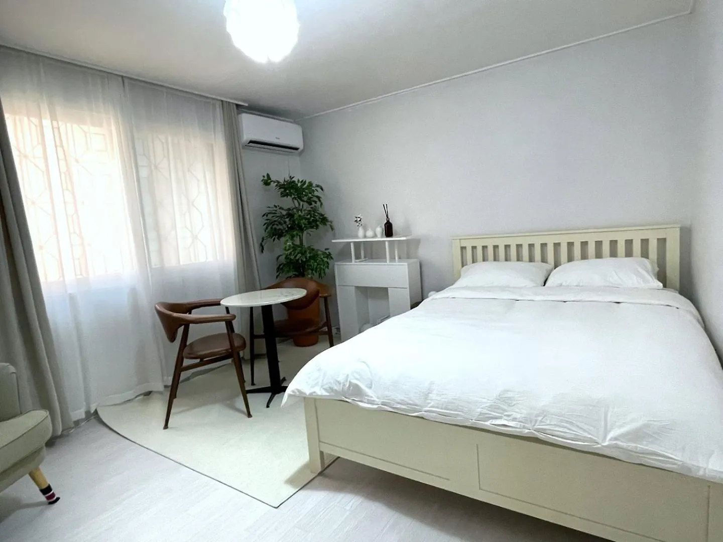 Stay In Itaewon Soul 0*,  Jižní Korea
